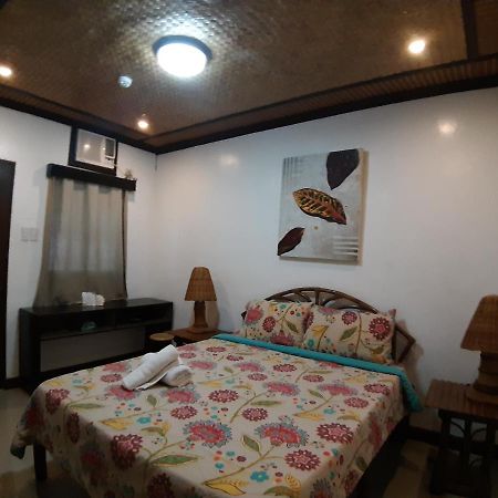 Dang Maria Bed And Breakfast Puerto Princesa Exterior photo